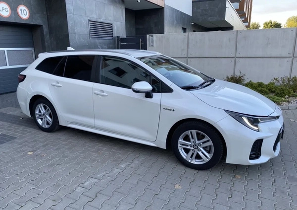 Suzuki Swace cena 83990 przebieg: 41427, rok produkcji 2020 z Garwolin małe 352